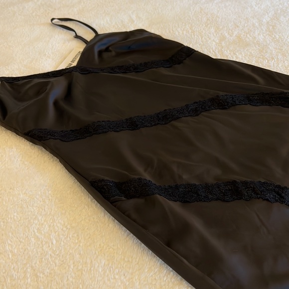 Satin Little Black Dress Mini LBD Lace Detail Spaghetti Strap V-Neck Medium M - Picture 7 of 8